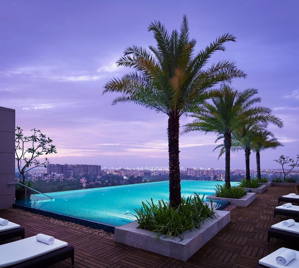 Taj City Centre New Town, Kalkata Exteriér fotografie Infinity pool at the Park, Hyderabad