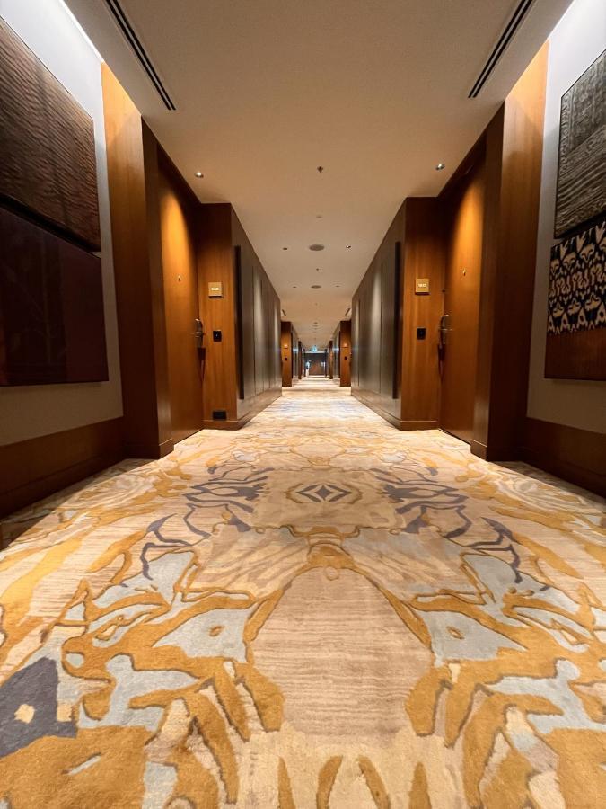 Taj City Centre New Town, Kalkata Exteriér fotografie A carpet in a hotel